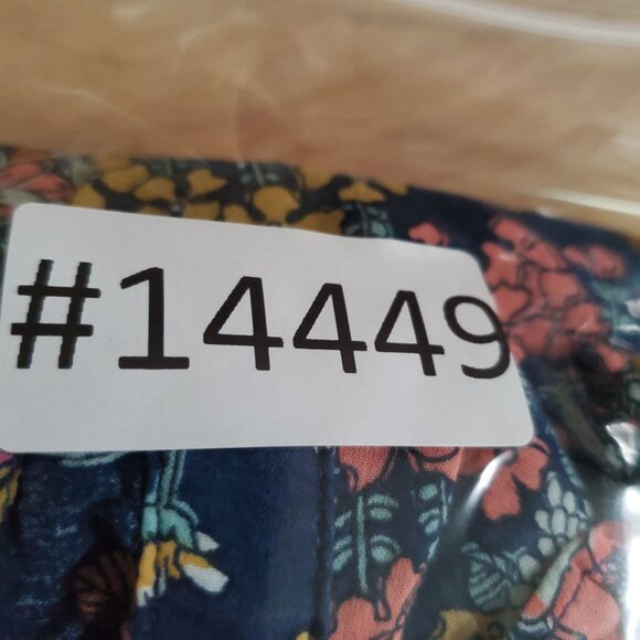 Talbots Top Women’s Size 2X Blue Floral Plus Cotton Button Front Long Sleeve - Picture 8 of 8